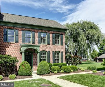 10 Devonshire Sq, Mechanicsburg, PA, 17050
