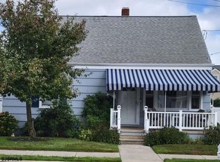 209 N Granville Ave, Margate, NJ 08402