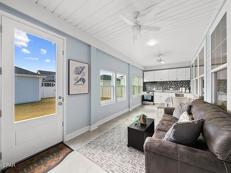 2101 Kingfisher Ct — Photo 34