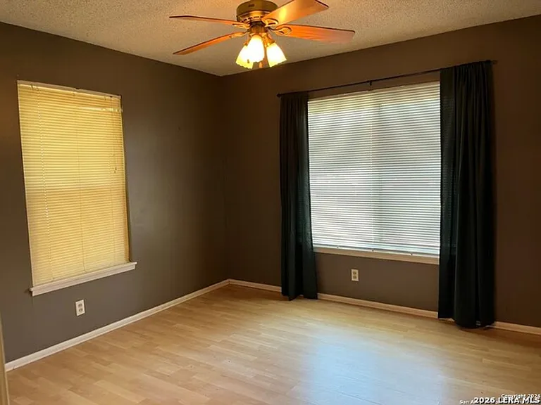 4042 City View Dr — Photo 9