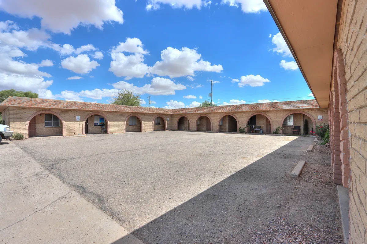 Building Photo - 4215 N Granada Dr #3