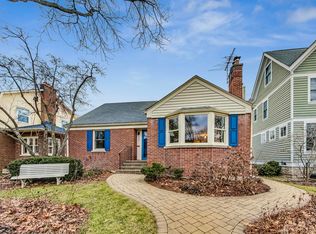 1522 Highland Ave, Wilmette, IL