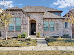 12790 Royal Oaks Ln, Farmers Branch, TX 75234