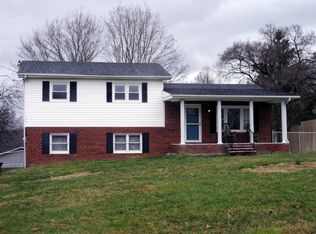 139 Anderson Rd, Johnson City, TN 37601