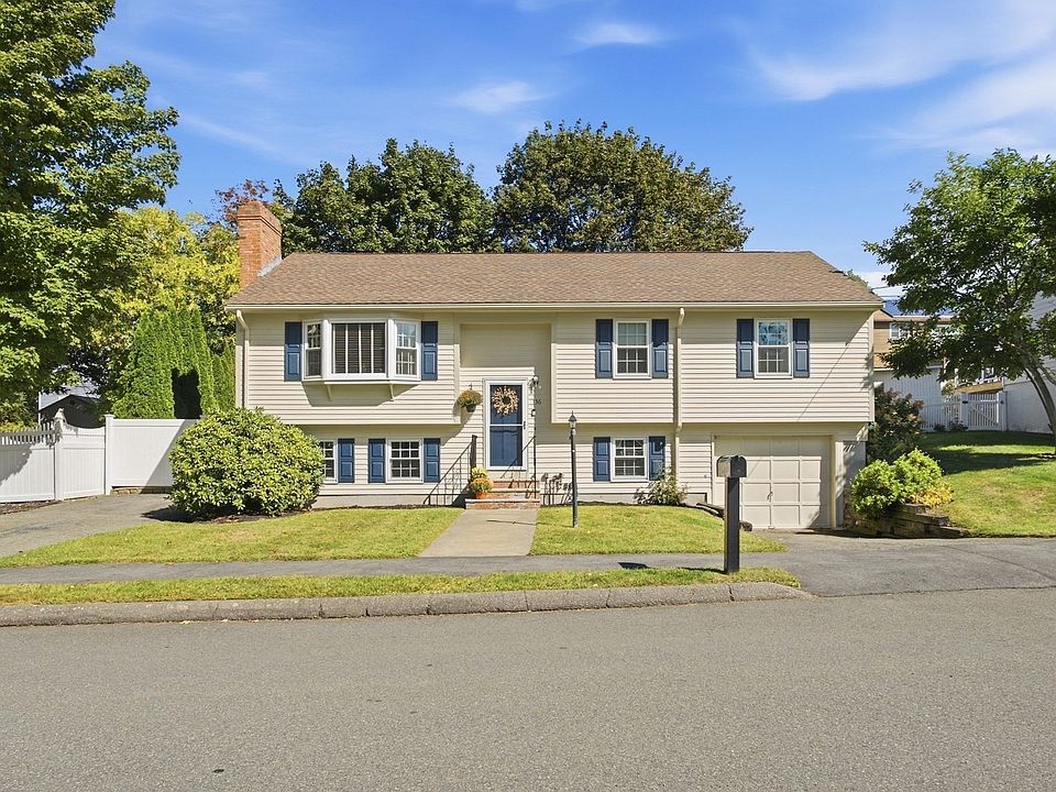 1st image of 136 Maplewood Rd