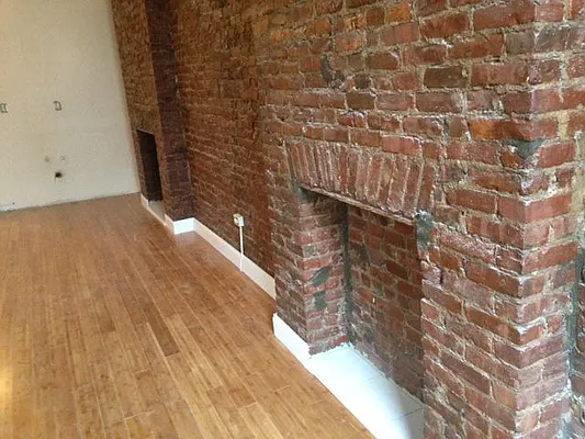 Rented by Premier Metro Realty Corp | media 41