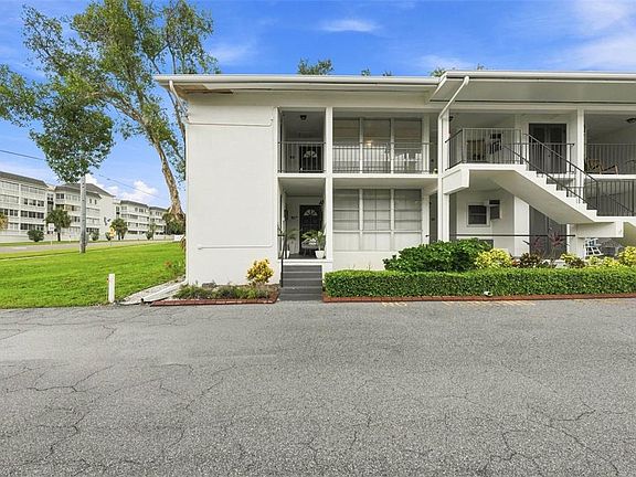 3rd image of 2950 W BAY DRIVE #B1
