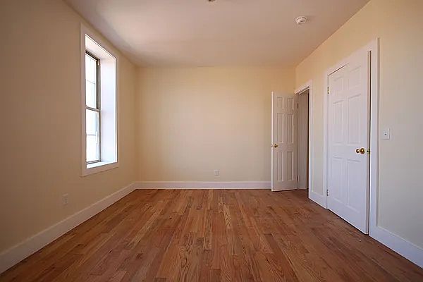 2nd image of 655 Hancock St #1