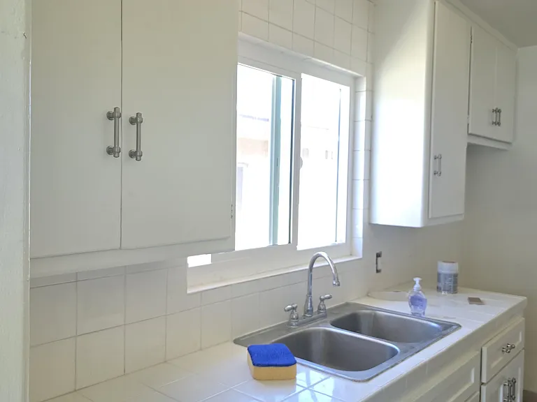 4812 Coliseum St #5 — Photo 6