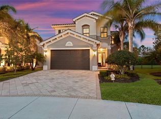4168 Crescent Ct, Naples, FL 34119