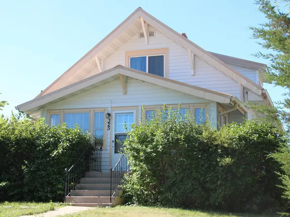 325 W 6th St, Winner, SD 57580