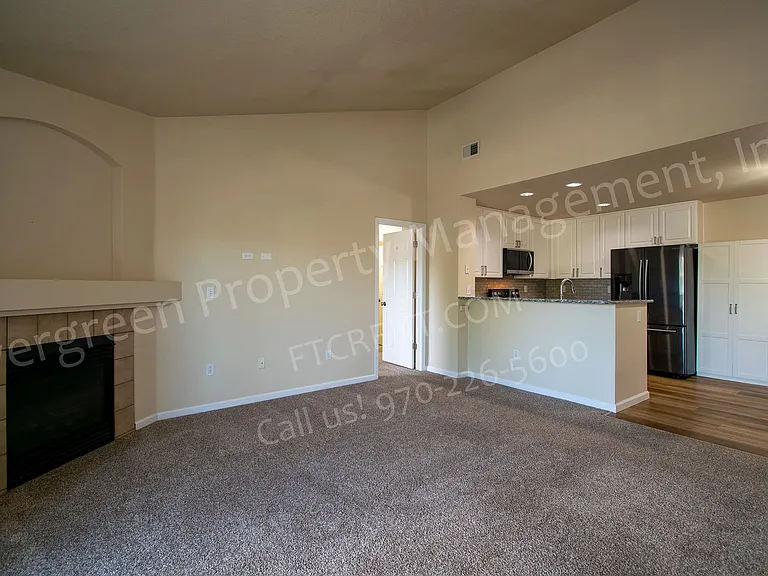 5225 White Willow Dr #M200 — Photo 11