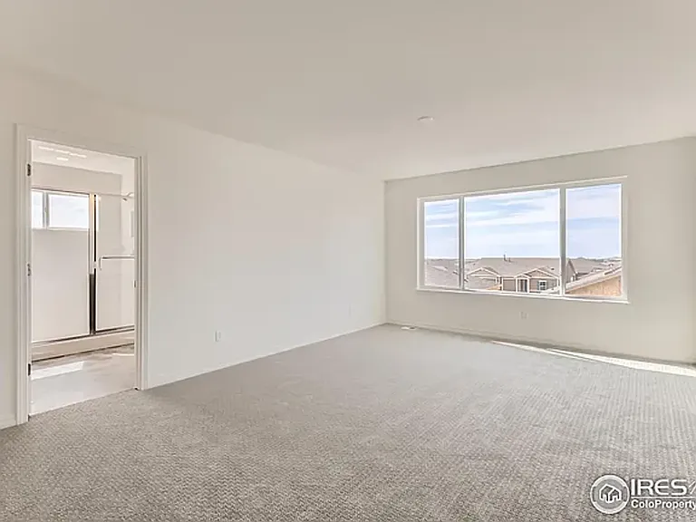 6440 Rolling Creek Dr — Photo 36