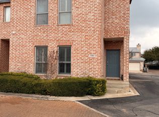 136 Oakwell Farms Pkwy, San Antonio, TX 78218