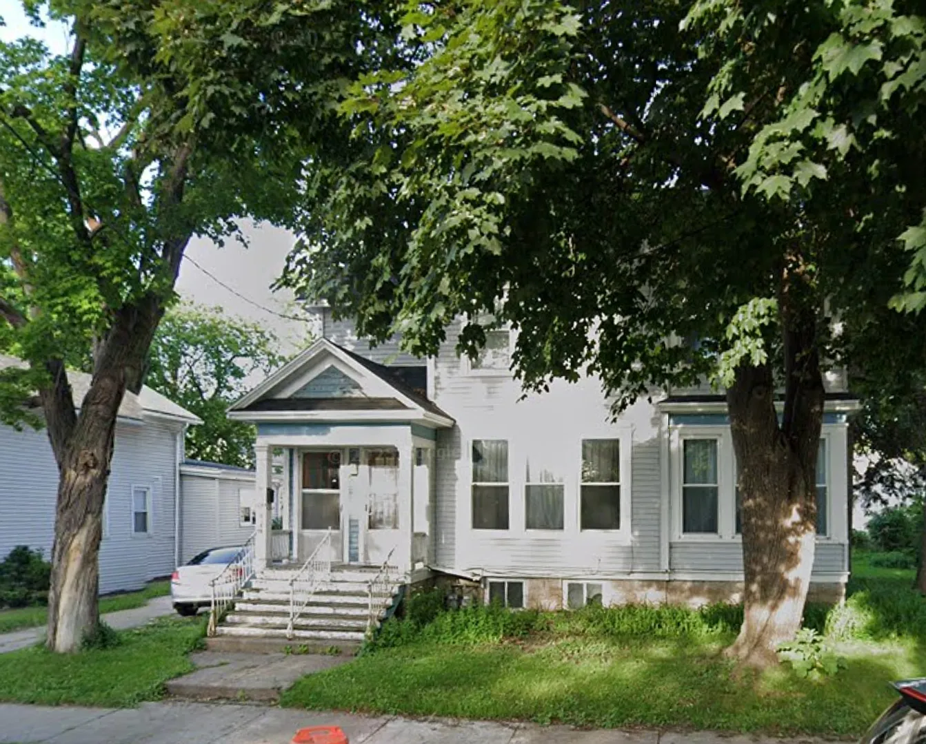 628 Jefferson — Photo 1