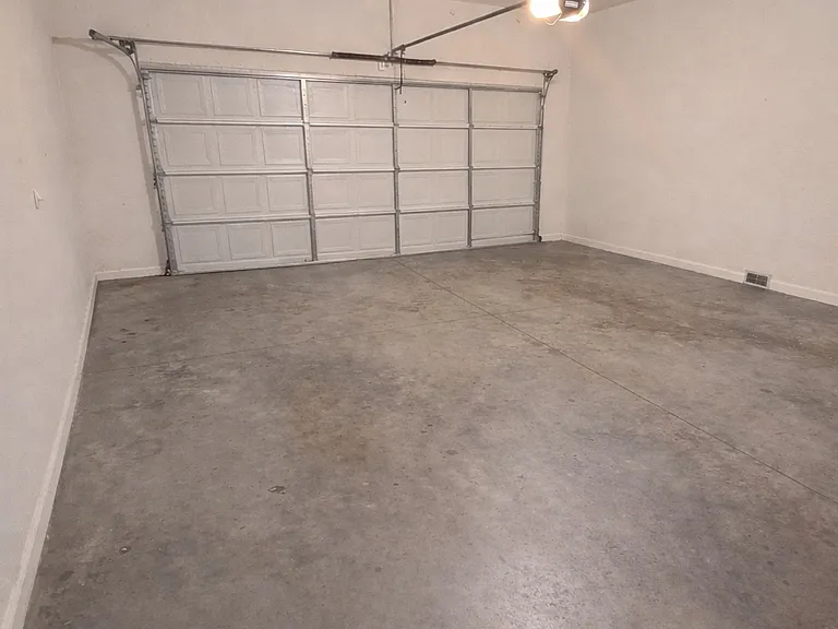 Mossberg Dr — Photo 41