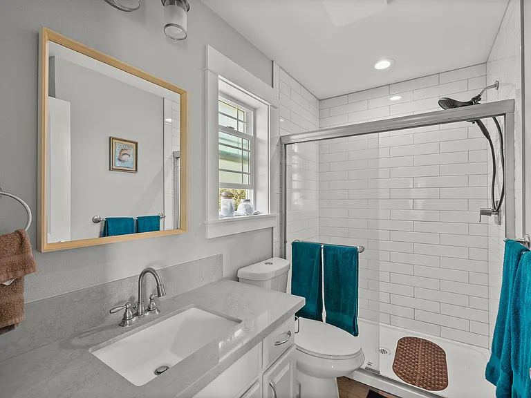 571 Puffin Ave NE — Photo 20