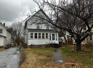 37 Osage St, Rochester, NY 14622