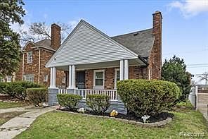 3rd image of 18061 Kentucky St