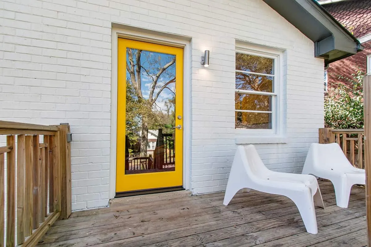 3 bed, 1100 sqft, $3,200 — Photo 1