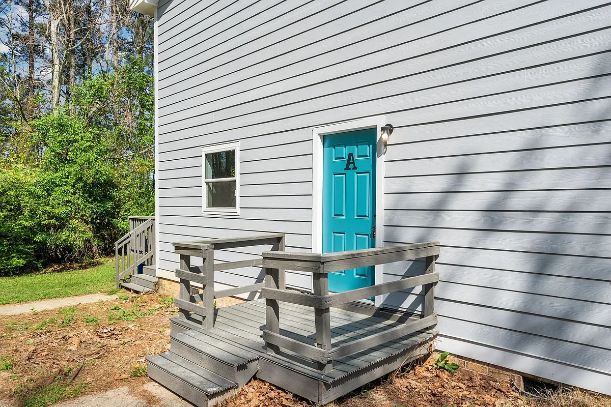 Building Photo - 2509 Stadium Dr