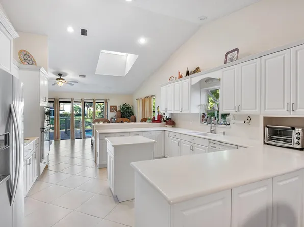 1300 NW 97th Terrace, Coral Springs, FL 33071