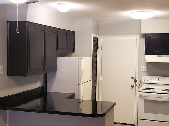 4th image of 408 Donnell Dr APT A