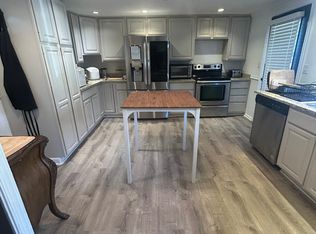 384 Forest Rd, Chesapeake, VA 23322