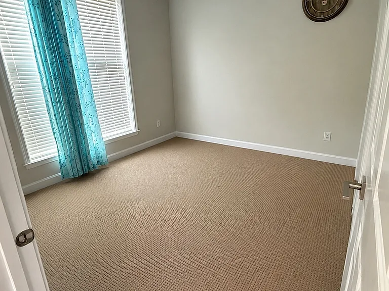 42991 Rosemount Woods Ter — Photo 3