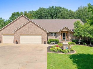 1538 Amy Joy Ct, Green Bay, WI 54313