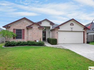 400 Zebra Dr, Kyle, TX 78640