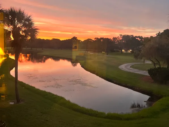 4408 Weybridge, Sarasota, FL 34235