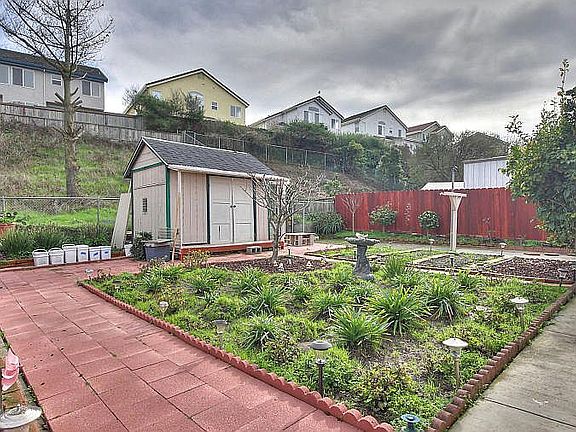 2nd image of 843 Byron Dr
