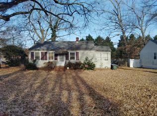 621 74th St, Newport News, VA 23605