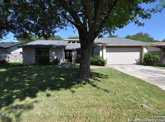 2nd image of 7523 Lincoln Village Dr