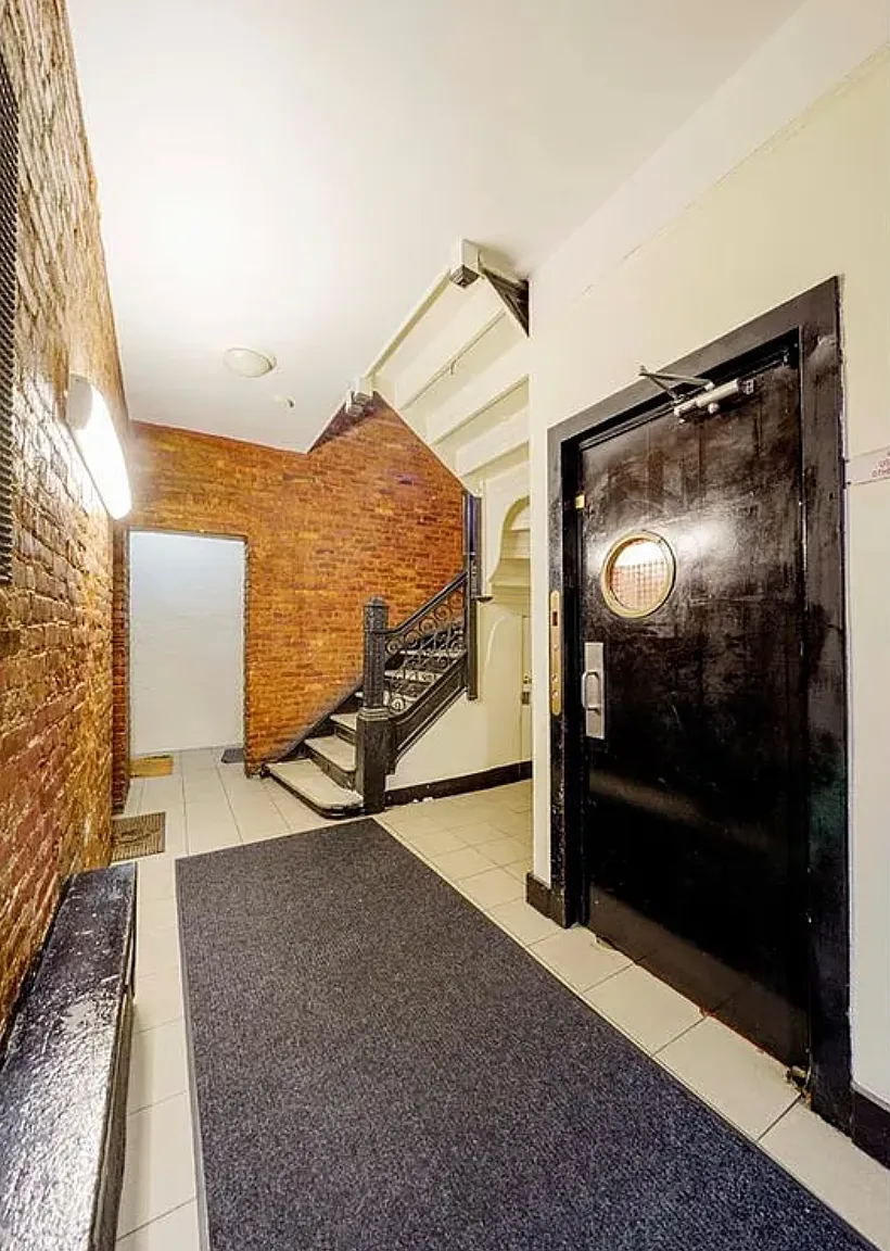 144 East 22nd Street — Photo 4
