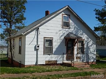 2nd image of 811 Apple Ave