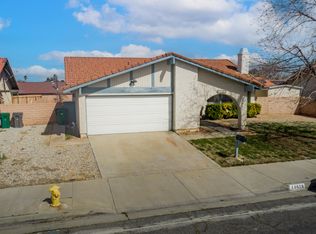 44618 12th St E, Lancaster, CA 93535