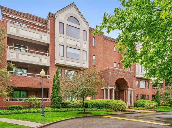 100 Denniston St APT 422, Pittsburgh, PA 15206