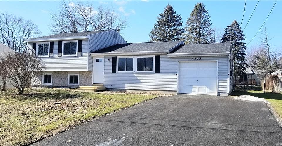 1st image of 4253 Hunting Creek Dr