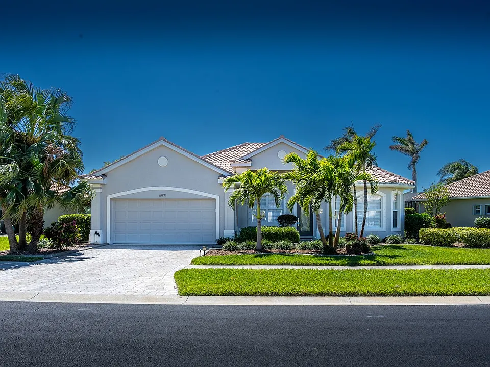 6571 Talon Bay Dr