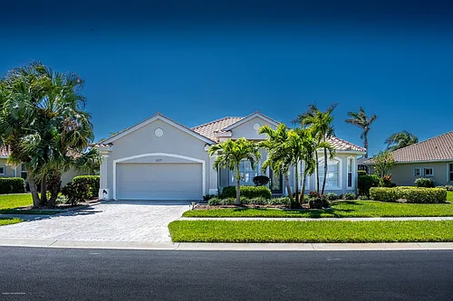 6571 Talon Bay Dr Photo 1
