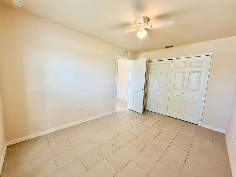 1314 SW Trafalgar Pkwy — Photo 3