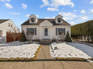 236 Bloomfield St, Pawtucket, RI 02861