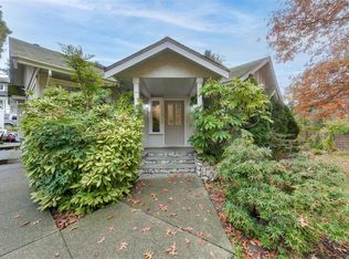 1975 Highland Rd, View Royal, BC V9B 6H8