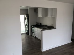 104 S Pasadena Ave, Fallbrook, CA 92028