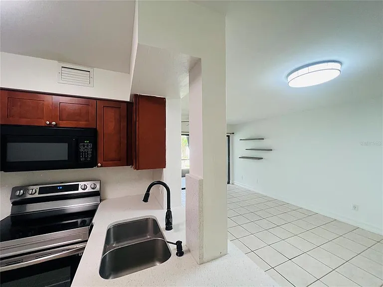 3941 Atrium Dr #L3 — Photo 7