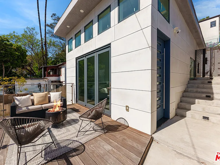 443 W Avenue 37 — Photo 2