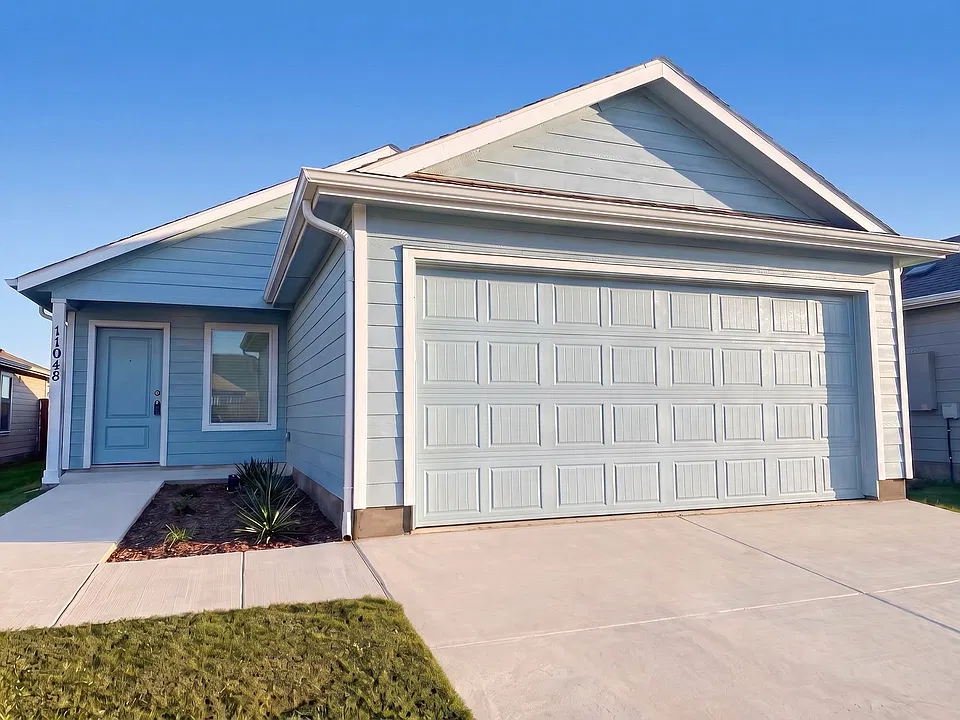 11048 Losino Ave