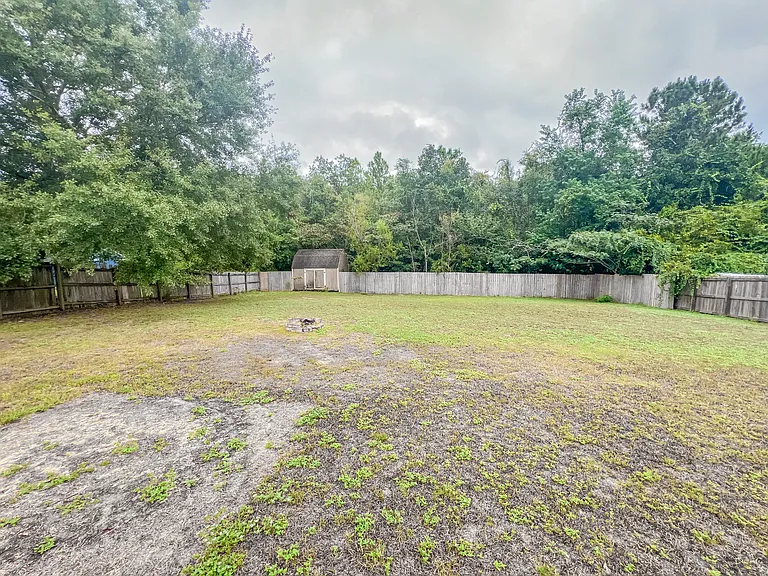122 Peoria Blvd — Photo 15